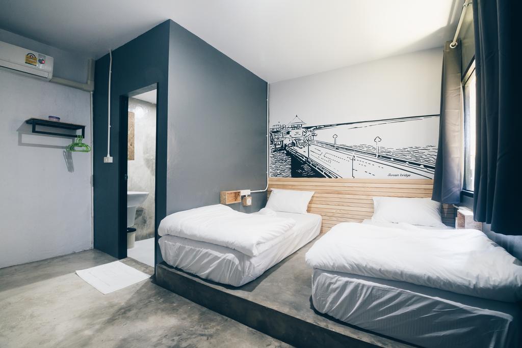 Bed Hostel Phuket Стая снимка